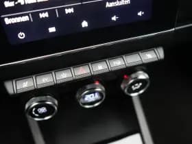 Renault Arkana thumbnail 30