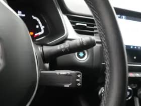 Renault Captur thumbnail 18