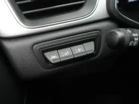 Renault Captur thumbnail 21