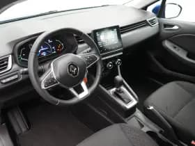Renault Clio thumbnail 11