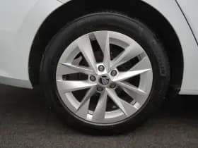 Škoda Octavia thumbnail 7