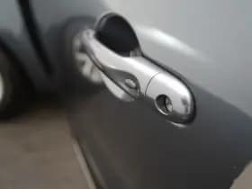 Renault Clio thumbnail 10