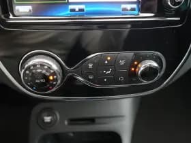 Renault Captur thumbnail 25