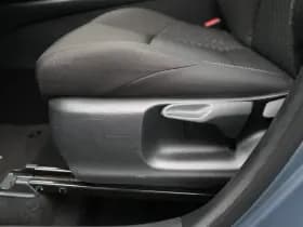 Toyota C-HR thumbnail 14