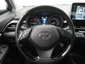 Toyota C-HR thumbnail 18