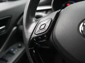 Toyota C-HR thumbnail 20