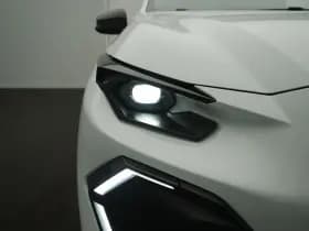 Renault Clio thumbnail 12