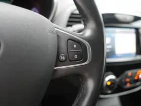 Renault Captur thumbnail 14