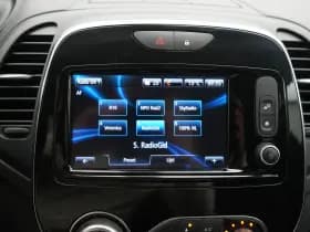 Renault Captur thumbnail 25