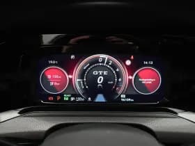 Volkswagen Golf thumbnail 26