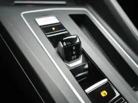 Volkswagen Golf thumbnail 27