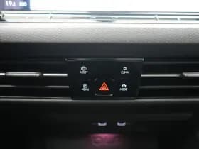 Volkswagen Golf thumbnail 30