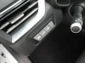 Renault Clio thumbnail 14