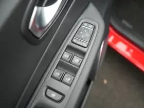 Renault Captur thumbnail 14