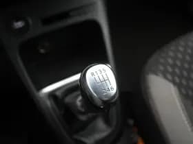 Renault Captur thumbnail 24