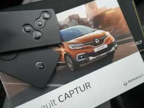 Renault Captur thumbnail 32