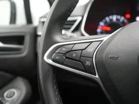 Renault Clio thumbnail 15