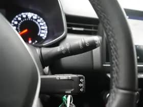 Renault Clio thumbnail 16