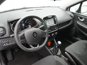 Renault Clio thumbnail 11