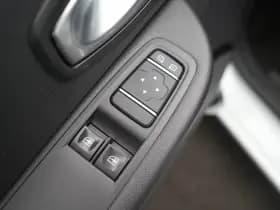 Renault Clio thumbnail 13