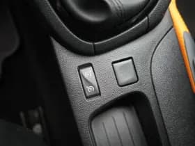 Renault Clio thumbnail 23