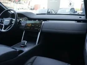 Land Rover Discovery Sport thumbnail 3