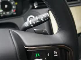 Land Rover Range Rover Velar thumbnail 21