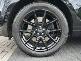 Land Rover Range Rover Velar thumbnail 9