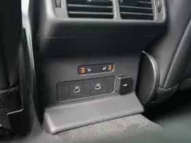 Land Rover Range Rover Velar thumbnail 27