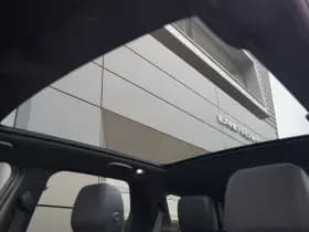 Land Rover Discovery Sport thumbnail 32
