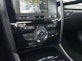 Jaguar XK thumbnail 22