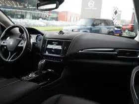 Maserati Levante thumbnail 3