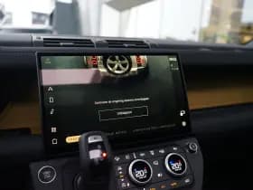 Land Rover Defender thumbnail 26