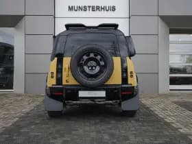 Land Rover Defender thumbnail 7