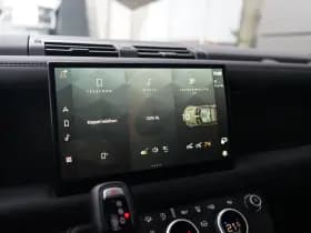 Land Rover Defender thumbnail 24