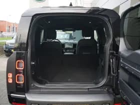 Land Rover Defender thumbnail 31