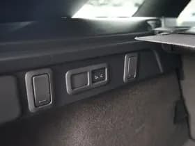 Land Rover Range Rover Velar thumbnail 28