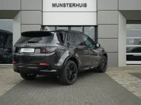 Land Rover Discovery Sport thumbnail 2