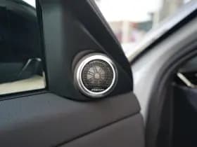 Land Rover Range Rover Evoque thumbnail 17