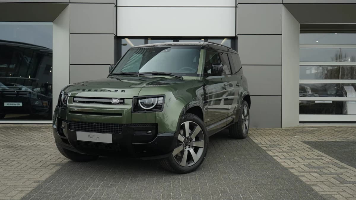 Land Rover Defender — foto 1