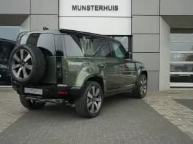 Land Rover Defender thumbnail 2