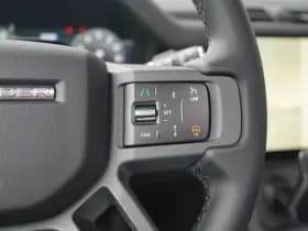 Land Rover Defender thumbnail 21
