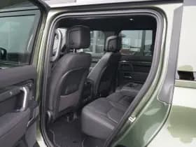 Land Rover Defender thumbnail 5