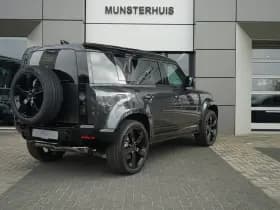 Land Rover Defender thumbnail 2