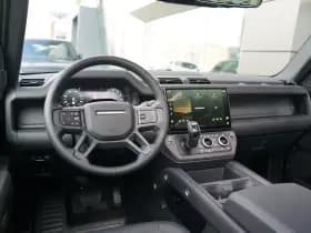 Land Rover Defender thumbnail 15