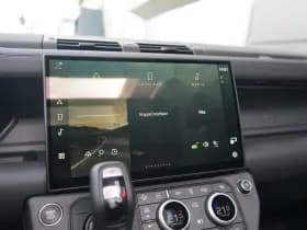Land Rover Defender thumbnail 22