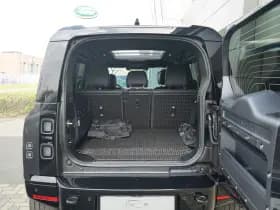 Land Rover Defender thumbnail 31