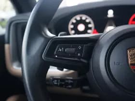Porsche Cayenne thumbnail 20