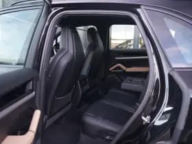 Porsche Cayenne thumbnail 5
