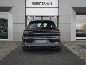 Porsche Cayenne thumbnail 7